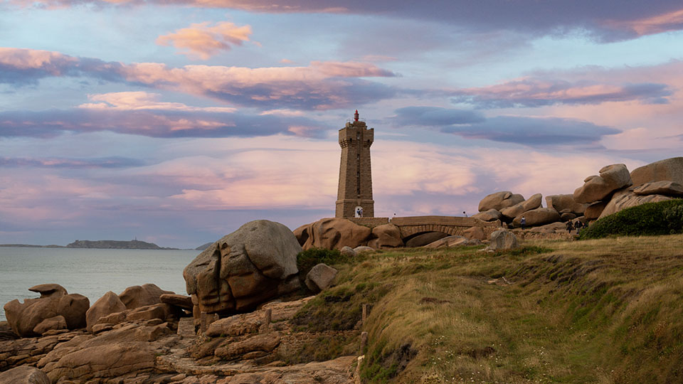 Phare de Ploumanach en bretagne